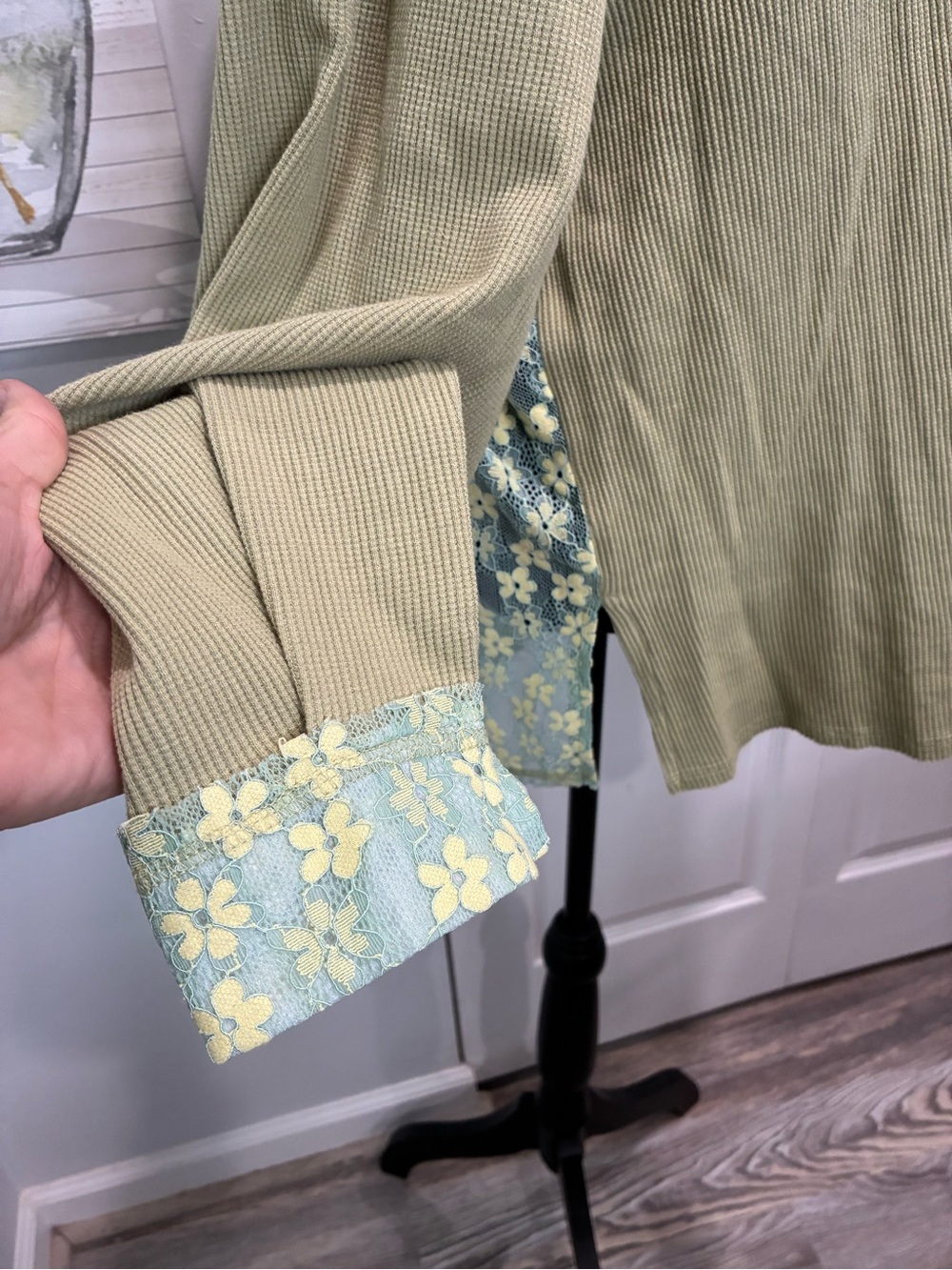 POL Light Olive Green Button-Down Shirt with Floral Trim - Picture 7 of 9